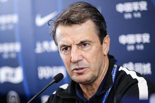 九游互动-何塞：海港队是争冠热门球队 会在定位球上做文章